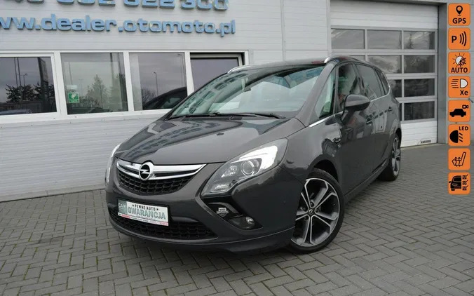 lubelskie Opel Zafira cena 41500 przebieg: 214000, rok produkcji 2014 z Hrubieszów